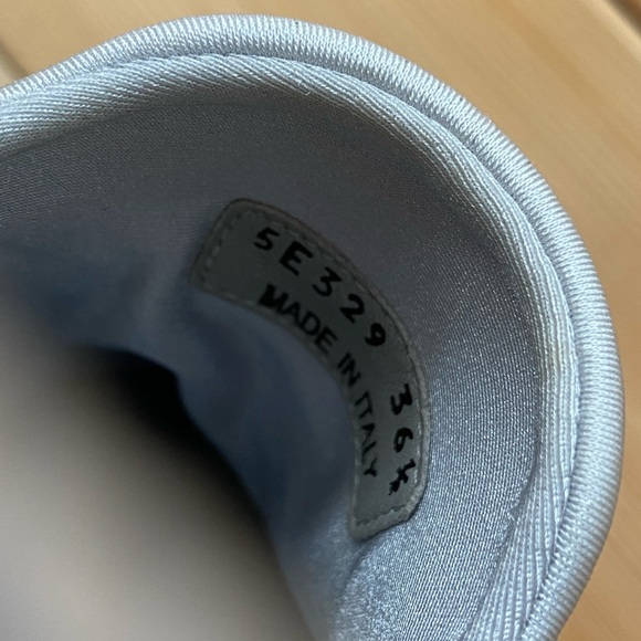 Authentic MIU-MIU sneakers - Picture 3 of 3